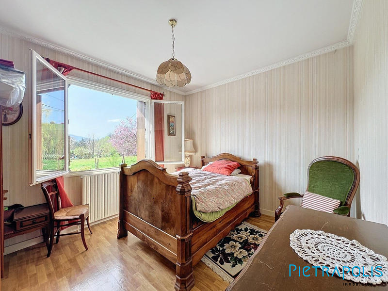 Maison contemporaine - 194 m² - 10 pièces