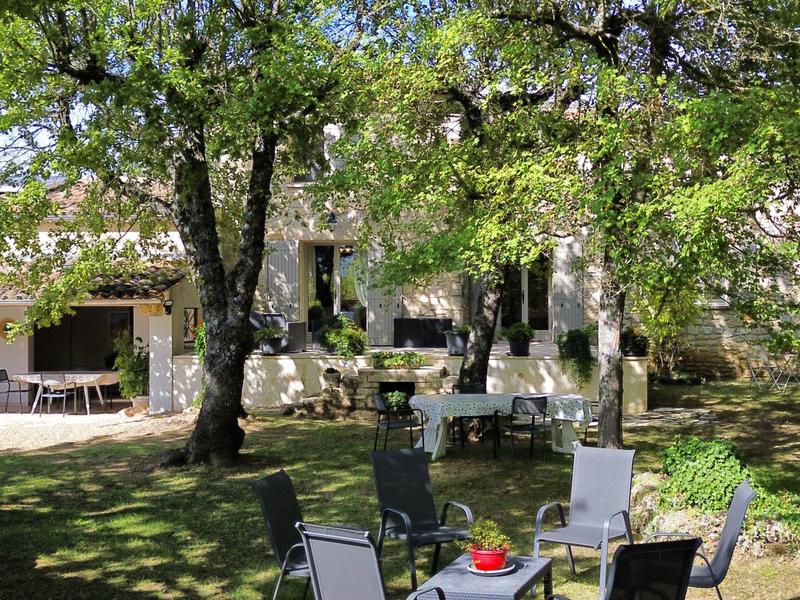 Maison - 231 m² - 11 pièces