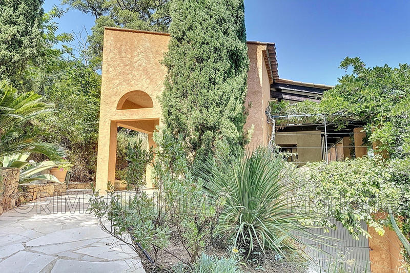 Villa - 180 m² - 6 pièces