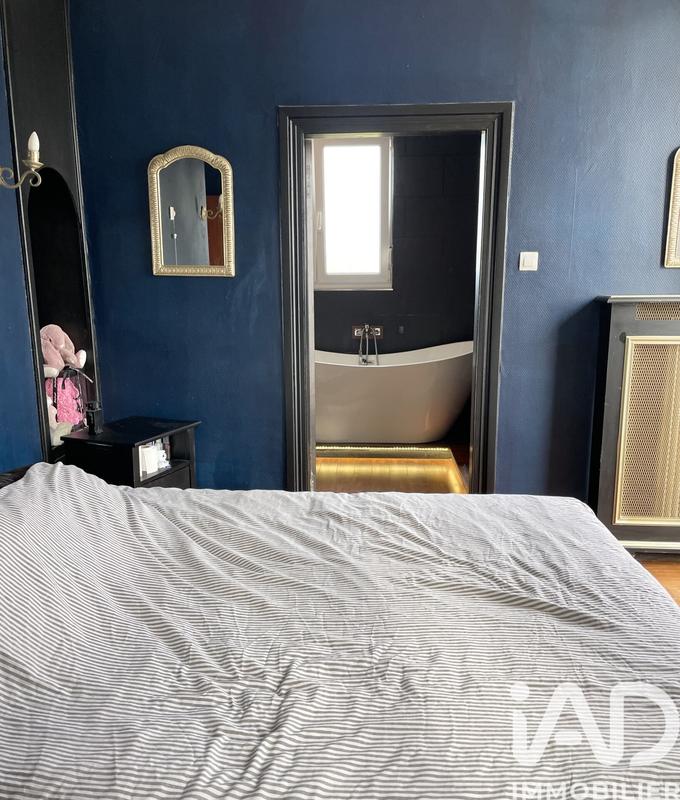 Maison - 379 m² - 10 pièces