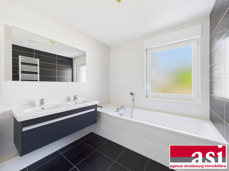 Appartement - 85 m² - 4 pièces