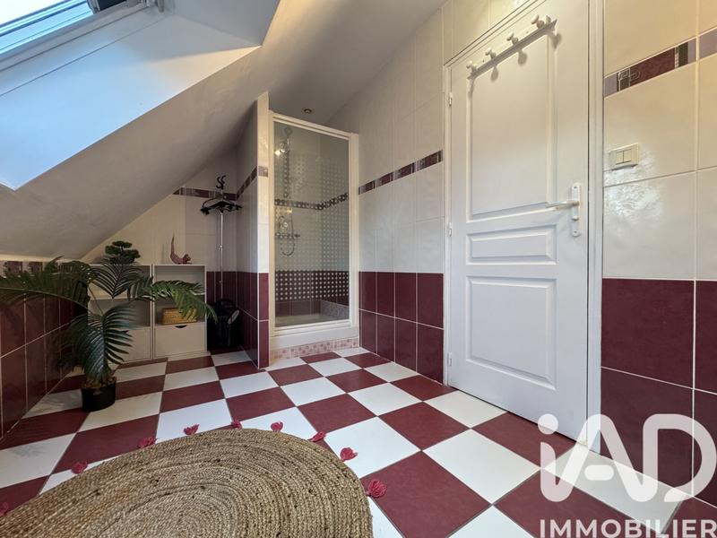 Maison - 175 m² - 6 pièces