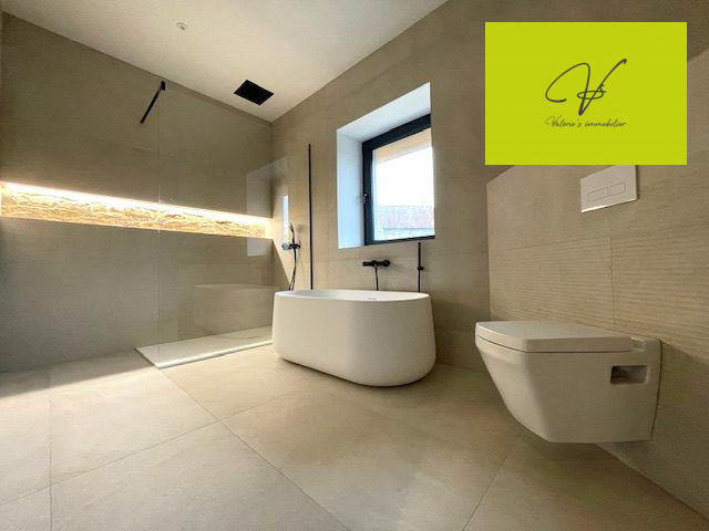 Maison - 187 m² - 6 pièces