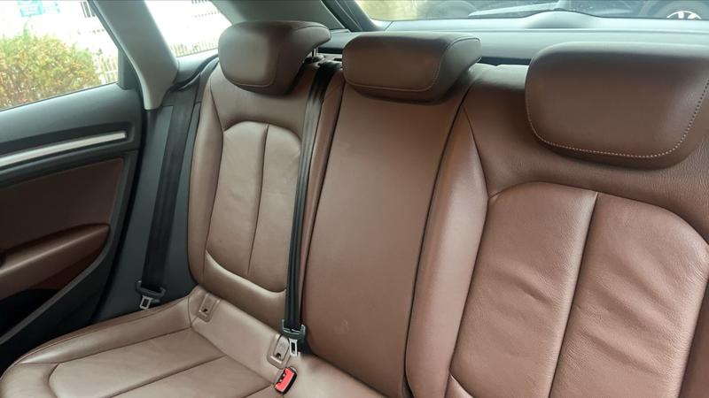 Audi A3 sportback III 2.0 Tdi 150 s-Tronic 7 Sport Limited - Automatique