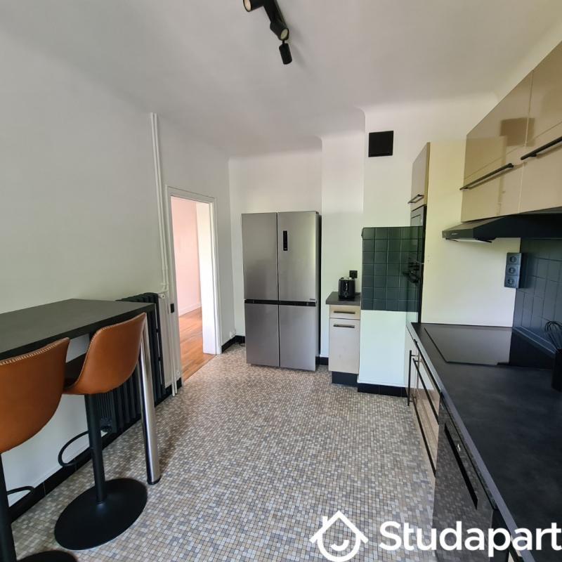 Chambre - 13 m² - 1 pièce