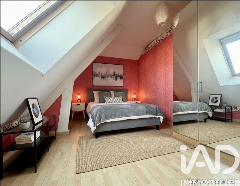 Maison - 197 m² - 10 pièces