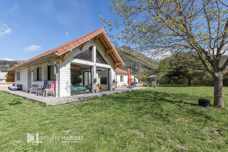 Maison - 170 m² - 7 pièces