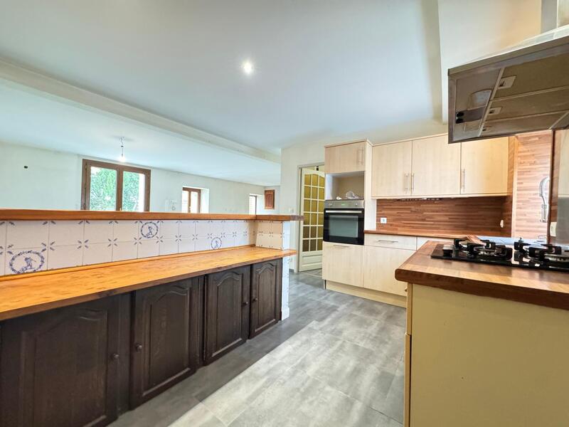 Maison - 124 m² - 5 pièces