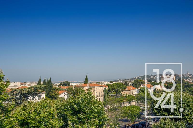 Appartement - 150 m² - 5 pièces