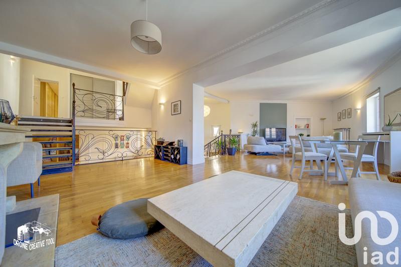 Maison de village - 205 m² - 8 pièces