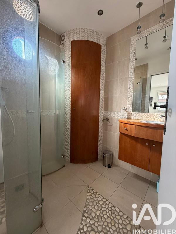 Maison - 167 m² - 6 pièces