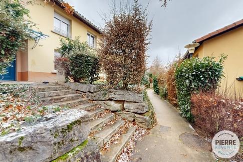 Appartement - 79 m² - 4 pièces