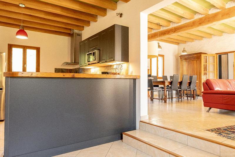 Maison - 306 m² - 7 pièces