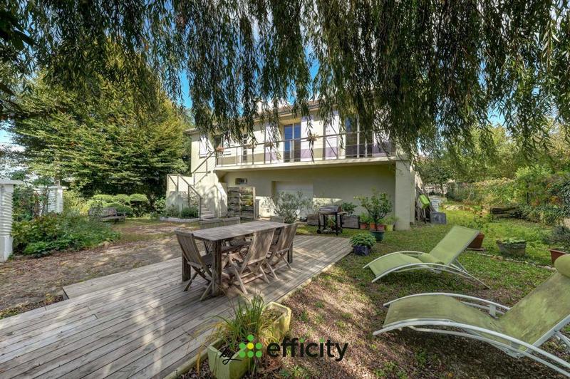 Pavillon - 128 m² - 5 pièces