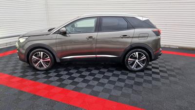 Peugeot 3008 Hybrid 225 E-Eat8 Allure Business
