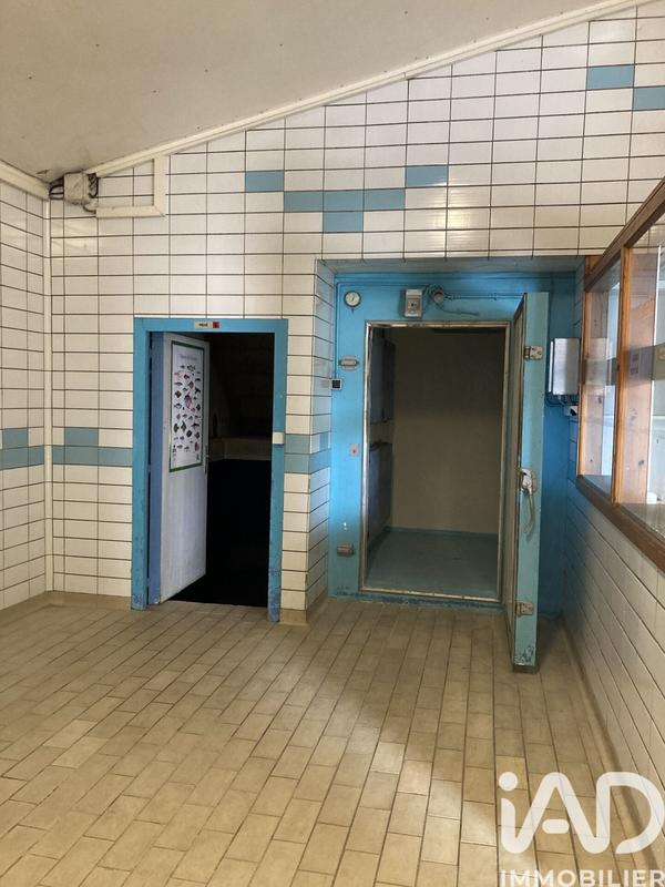 Immeuble - 900 m² - 2 pièces