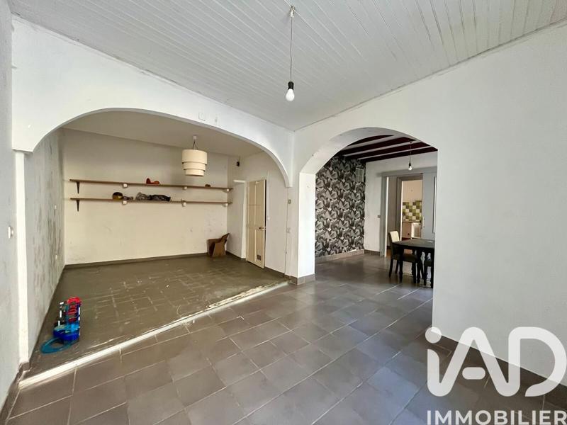 Maison - 186 m² - 7 pièces