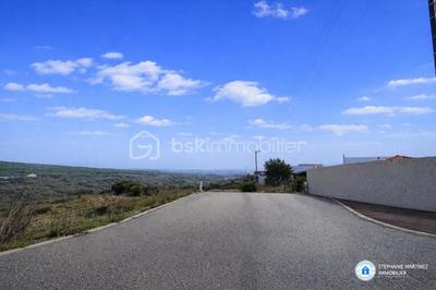 Terrain industriel - 1 674 m²