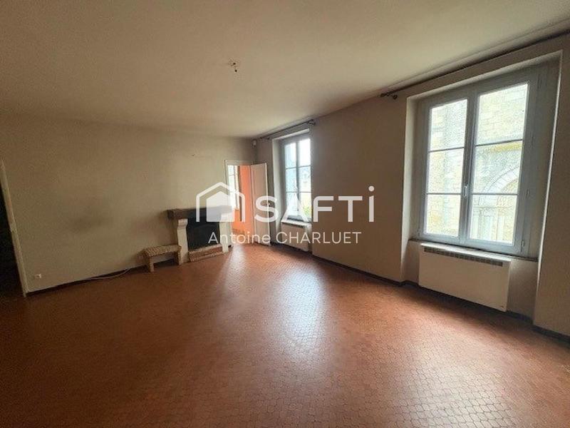 Maison - 330 m² - 13 pièces