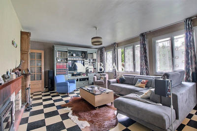 Maison - 151 m² - 6 pièces