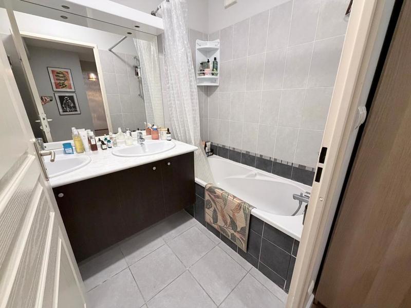 Appartement - 71 m² - 3 pièces