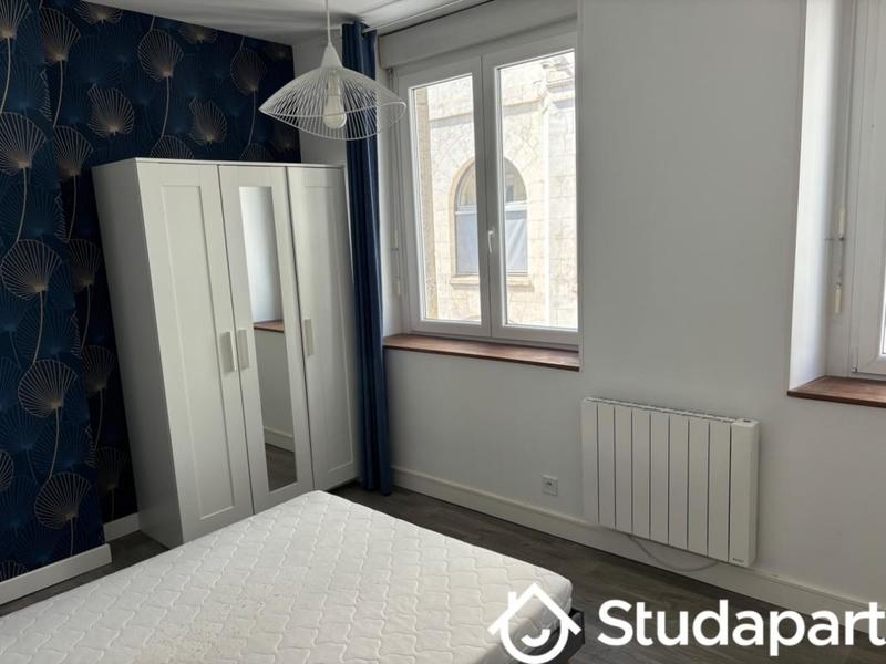 Chambre - 13 m² - 1 pièce