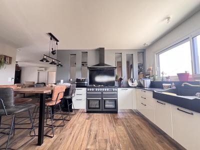 Maison - 134 m² - 6 pièces