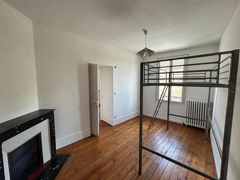 Maison - 143 m² - 8 pièces