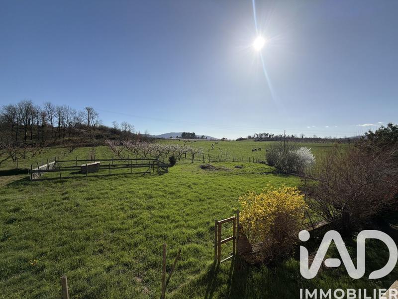 Maison - 104 m² - 3 pièces