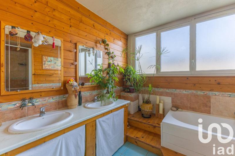 Appartement - 174 m² - 5 pièces