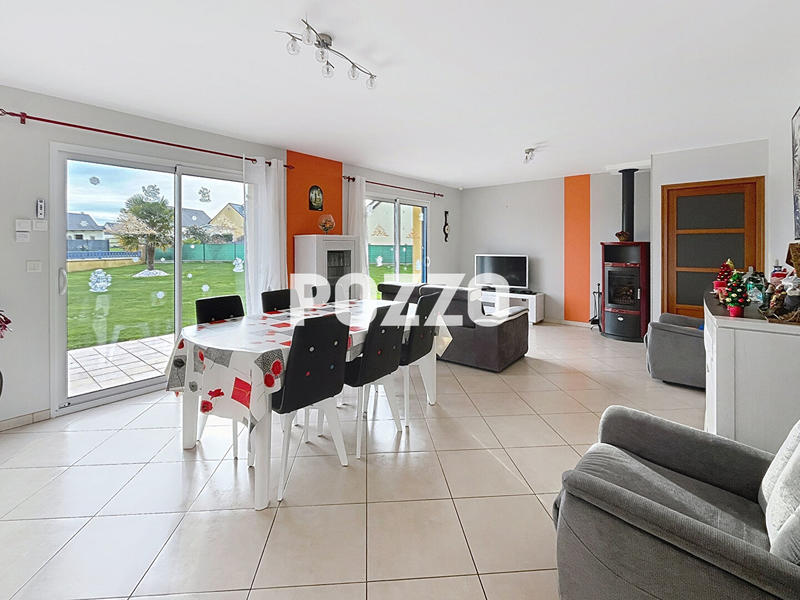 Maison - 95 m² - 5 pièces