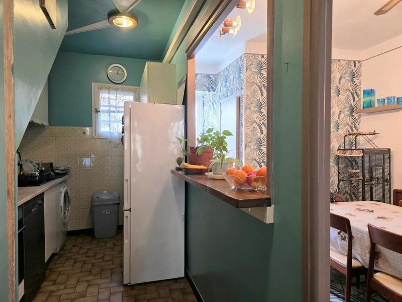 Maison - 802 m² - 5 pièces