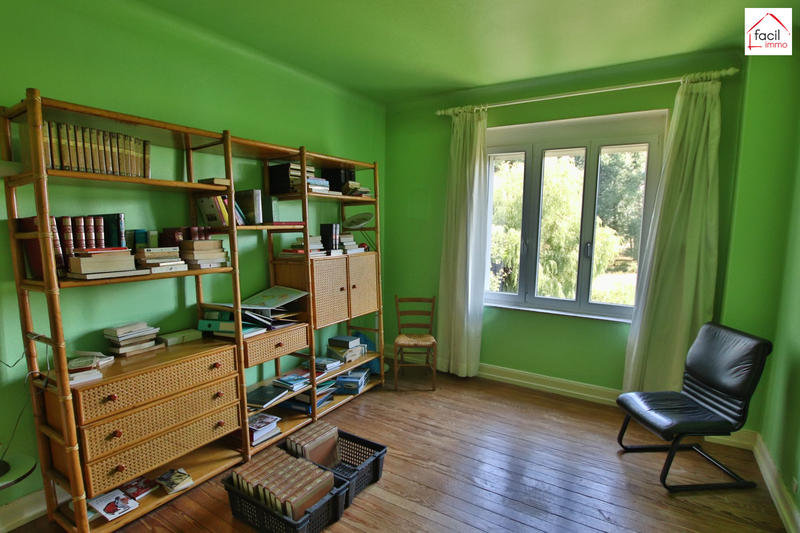 Maison - 352 m² - 16 pièces