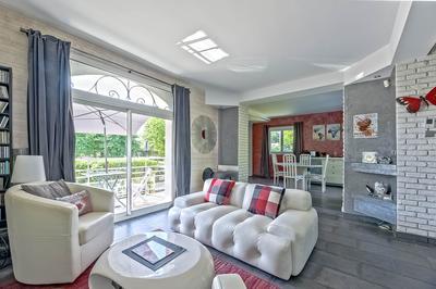 Maison - 104 m² - 6 pièces