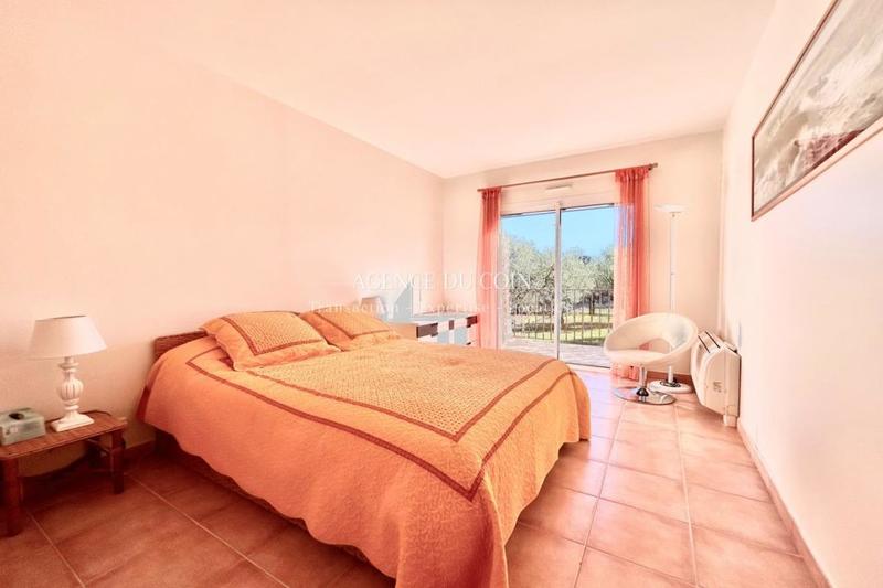 Propriété - 350 m² - 10 pièces