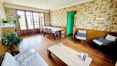 Maison - 128 m² - 6 pièces