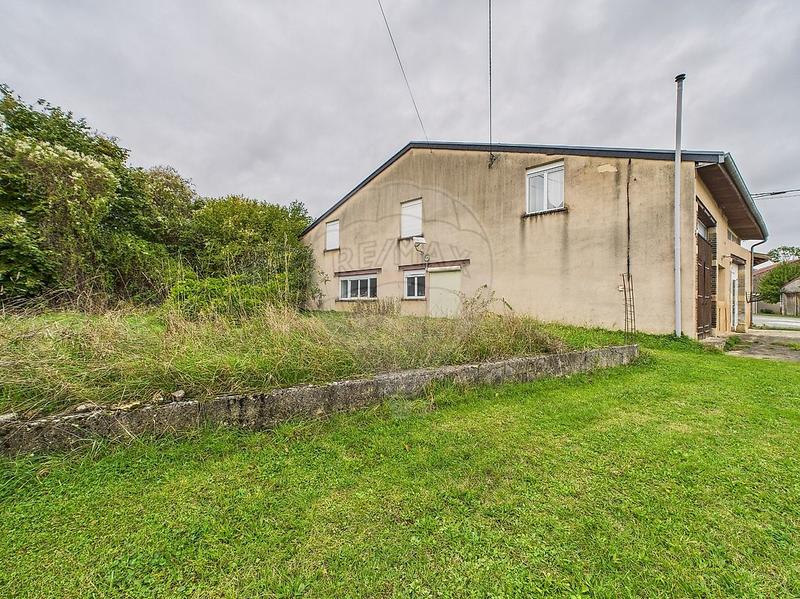 Maison - 295 m² - 6 pièces