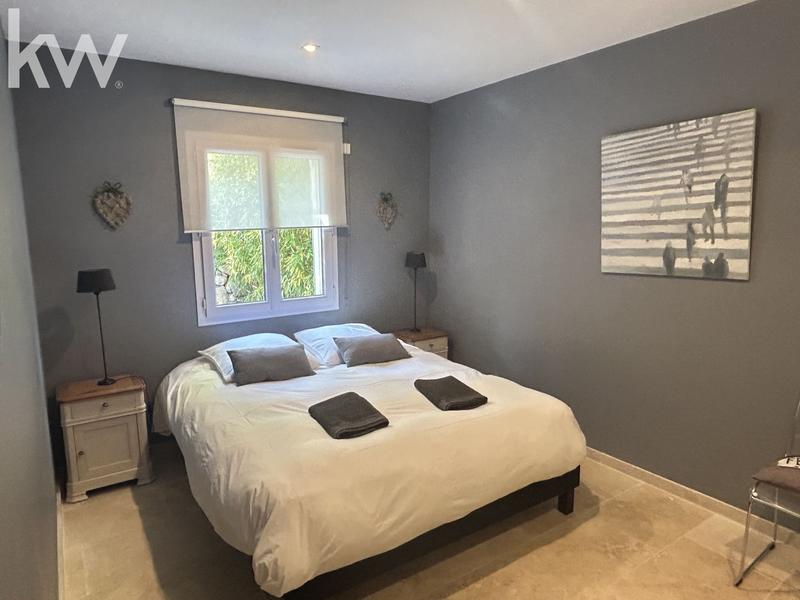 Maison d'architecte - 221 m² - 9 pièces