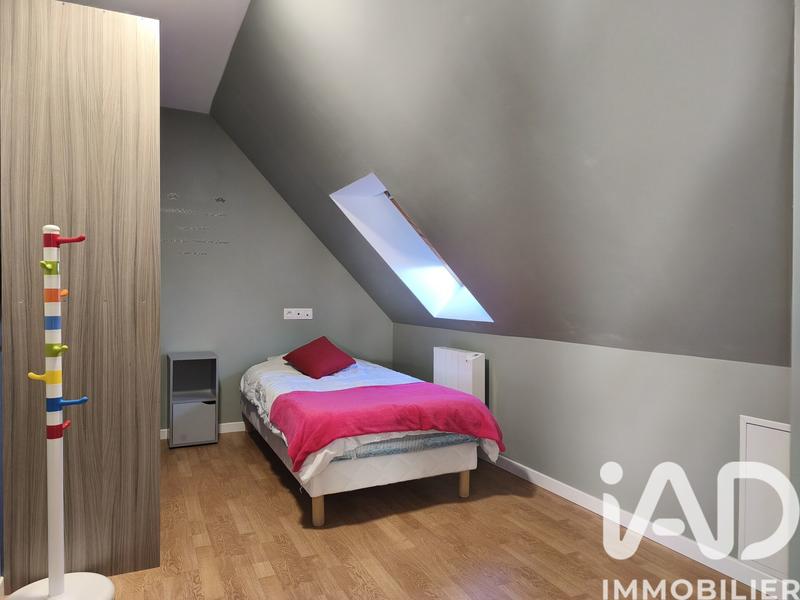 Maison - 200 m² - 6 pièces