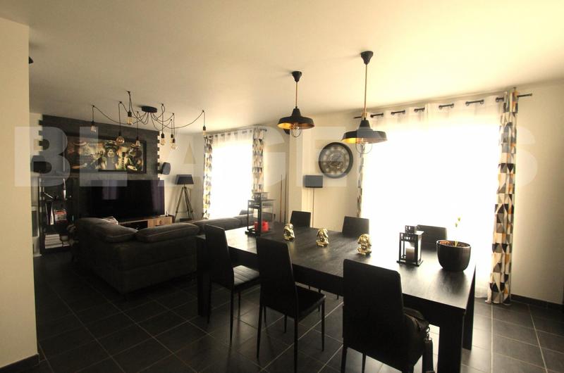 Pavillon - 88 m² - 5 pièces