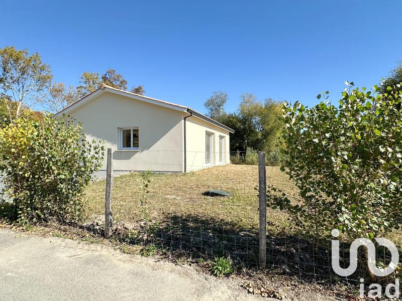 Maison - 95 m² - 4 pièces