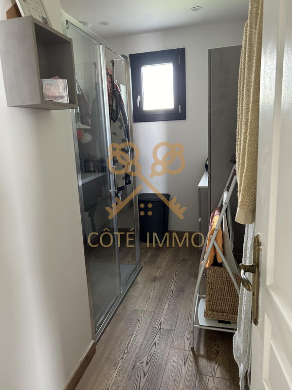 Maison - 102 m² - 5 pièces
