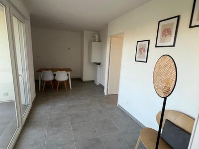 Appartement - 77 m² - 4 pièces