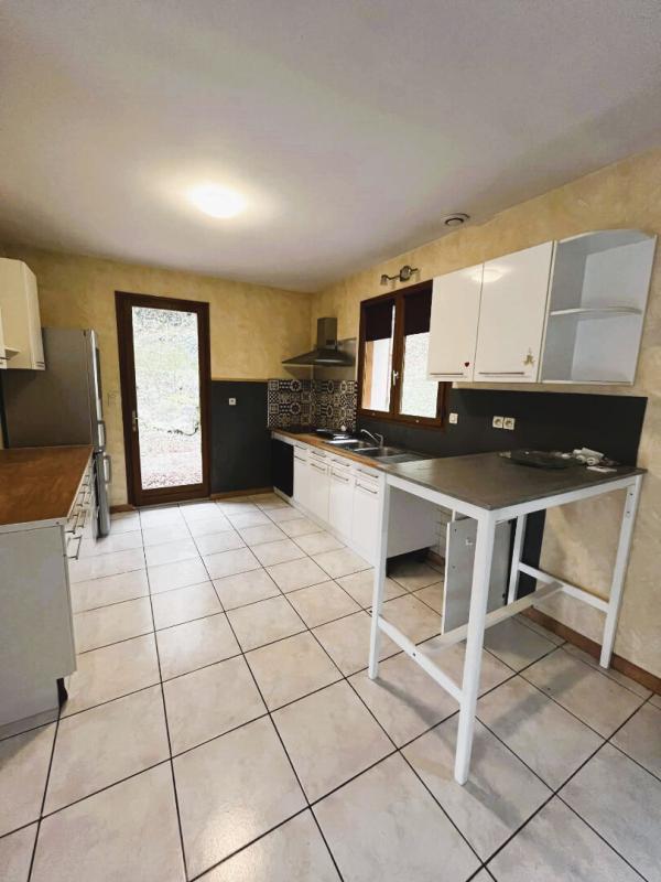 Maison - 155 m² - 7 pièces