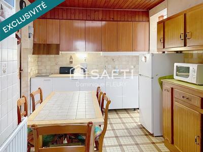 Maison - 167 m² - 8 pièces