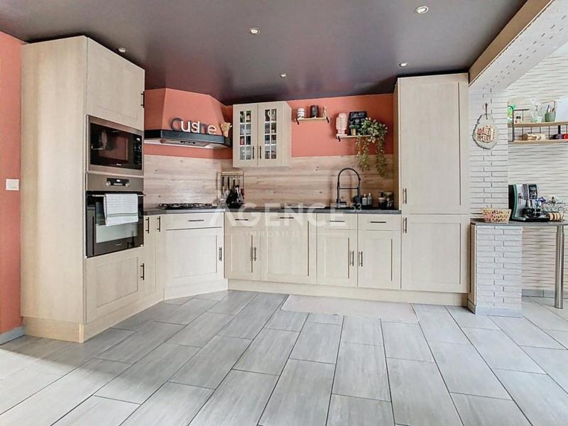 Maison - 95 m² - 4 pièces