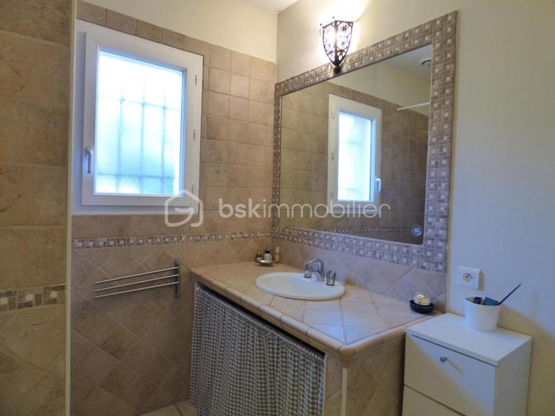 Maison traditionnelle - 165 m² - 6 pièces