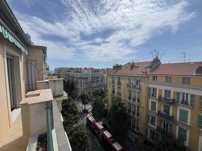 Appartement - 83 m² - 3 pièces