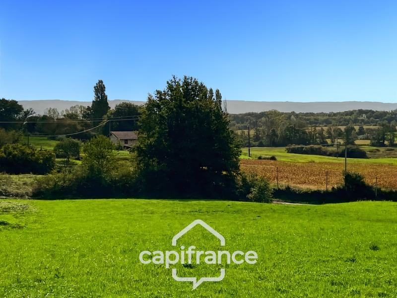 Terrain constructible - 1 989 m²