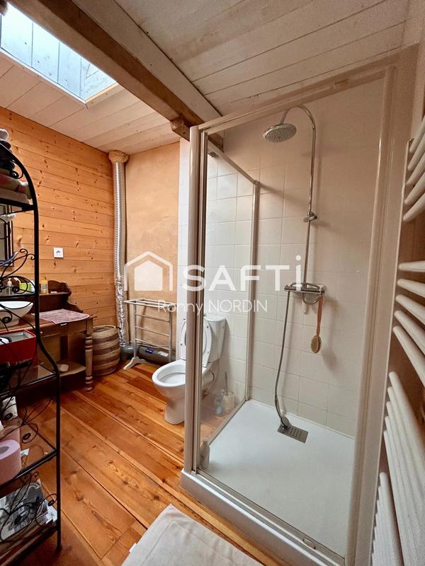 Maison - 180 m² - 7 pièces